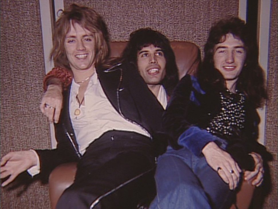 Frem the left: Roger, Freddie & John